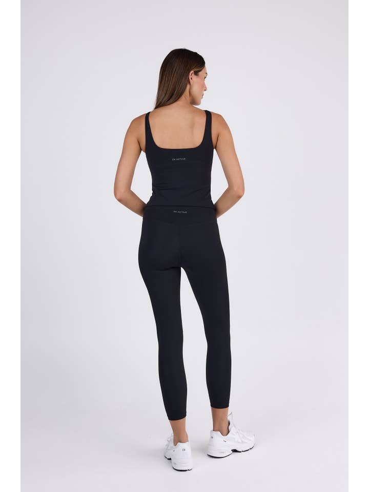 Core Comfort | Movement Tank Black for wholesale on Faire4