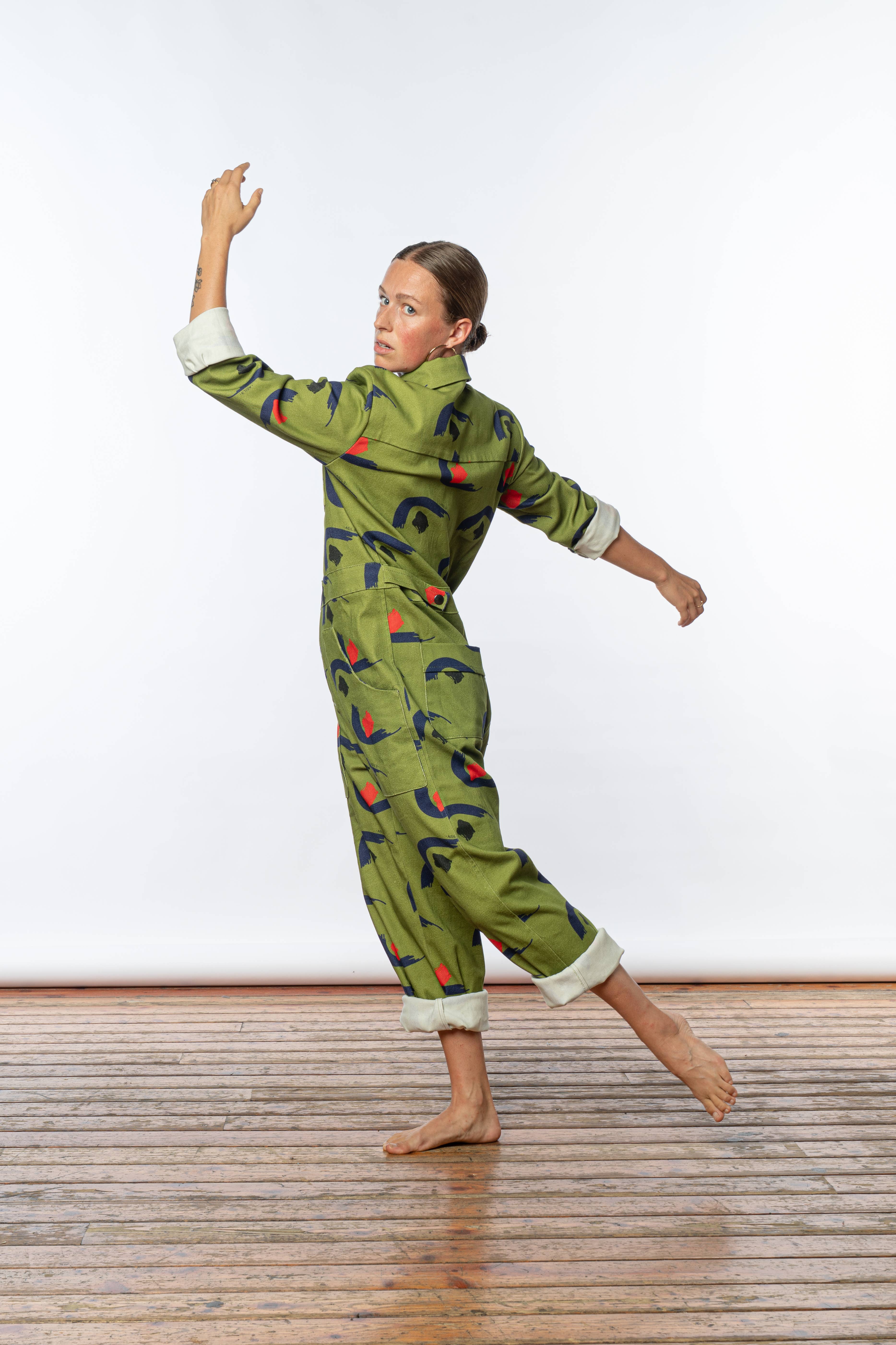 ASILE – Engroshandel Jumpsuit - Unisex – DRAKTEN Asile – Print Spicy Green2