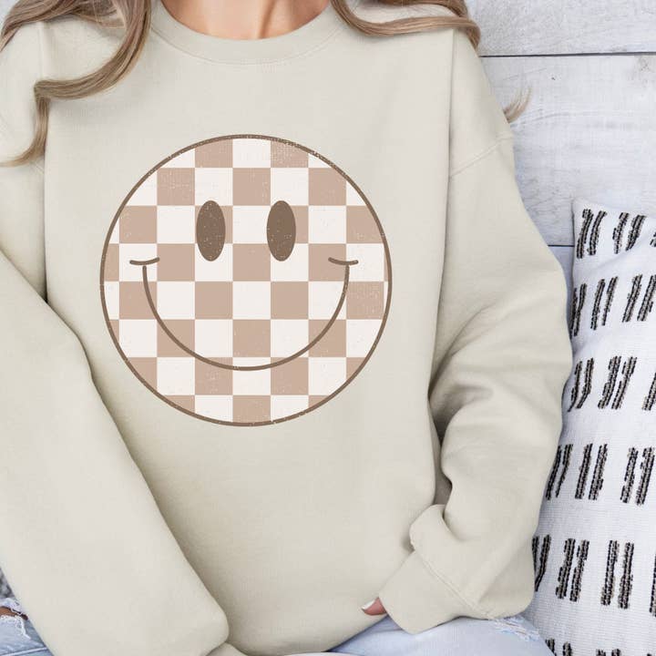 ChubbyBubbyBear - Wholesale Graphic Sweatshirt - Women's - Checked Smiley Crewneck Sweatshirt3