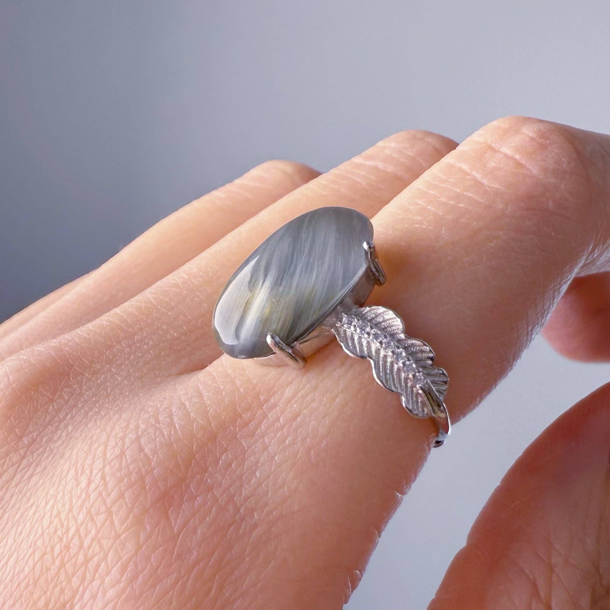 Ninaouity – wholesale Cocktail/statement ring – Handmade Natural Blue Rutilated Quartz Cabochon Cut Crystal Ring6