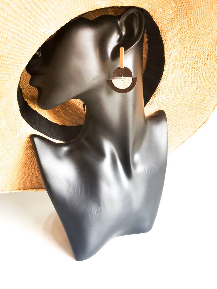 Earrings - LUNA - Leather and Gold Steel - MARRON CHOC for wholesale by De fil en vadrouille