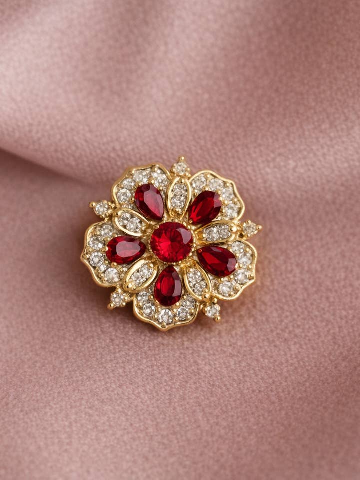 Button jewel / pin's Ruby for wholesale by Froufrouz