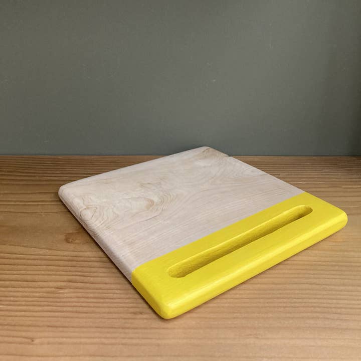 BAAN - Wholesale Cutting Board - SQUARE PAINTED CEDAR BOARD1