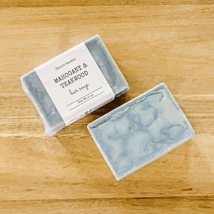 Acajou & Teakwood pour la vente par Clairs Garden