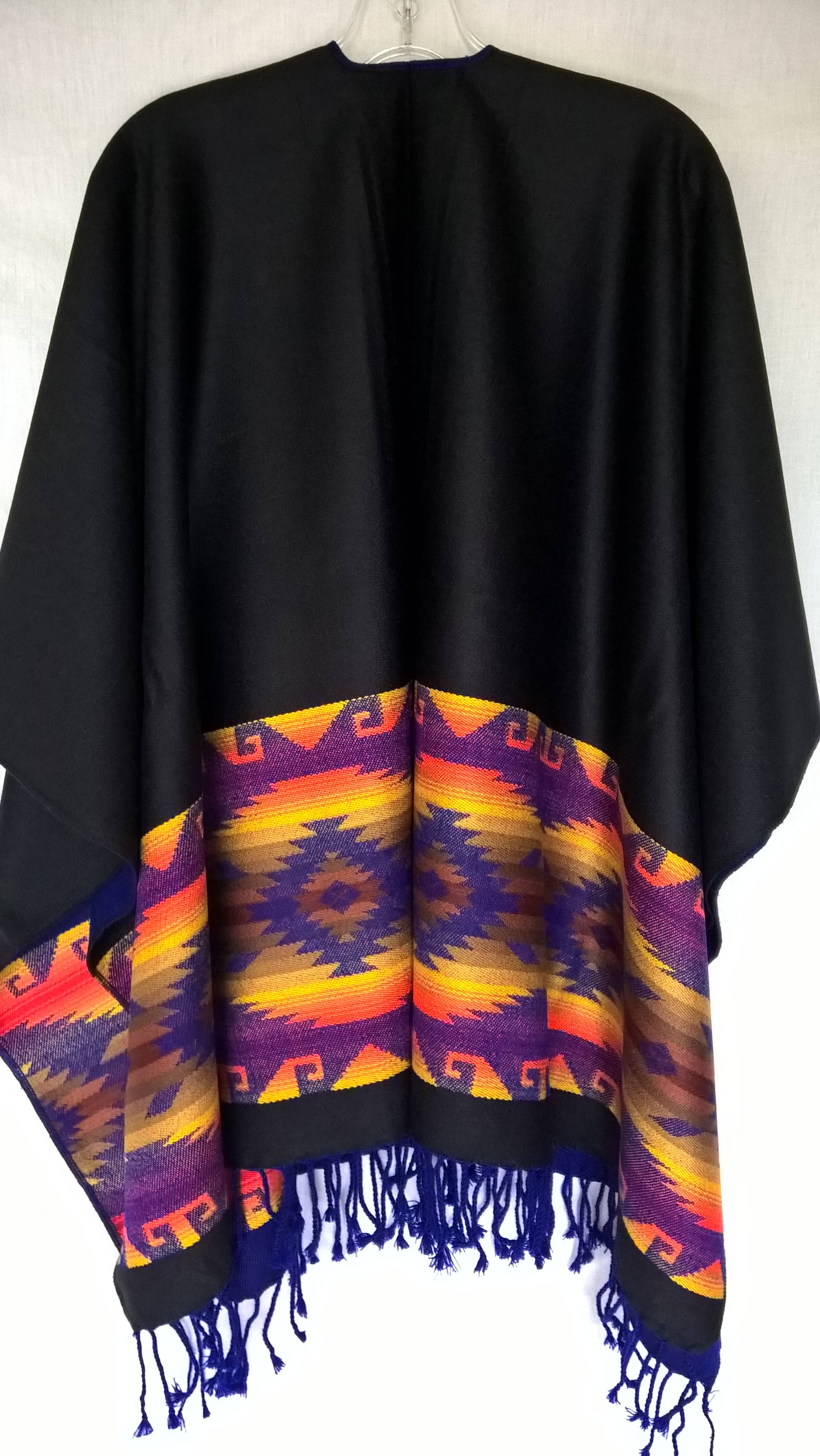 Treasure of ANDES - Venta al por mayor Poncho - Mujer - Poncho Andino Artesanal REVERSIBLE Unisex ENVÍO GRATIS40