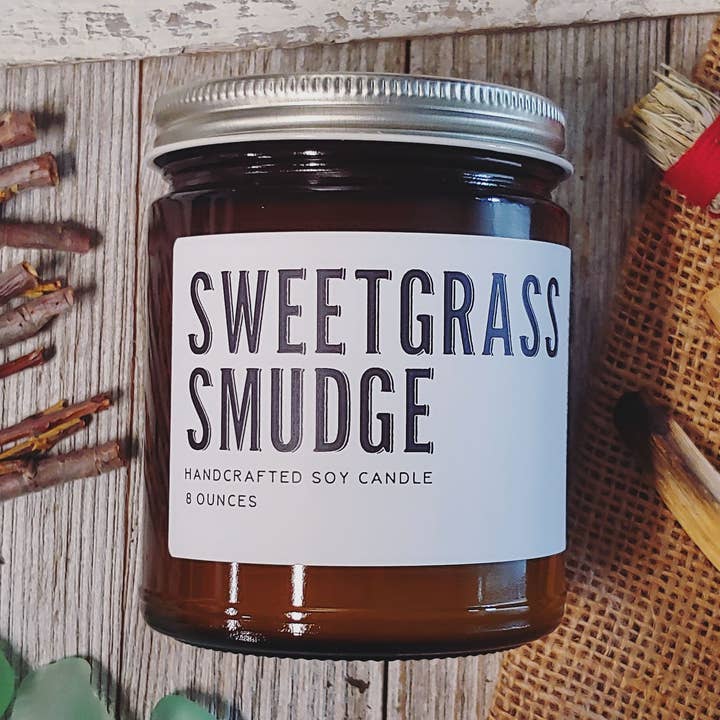 Earth & Anchor Soap Co. - Wholesale Pot/gevulde kaars - Sweetgrass Smudge Vegan Sojakaars0