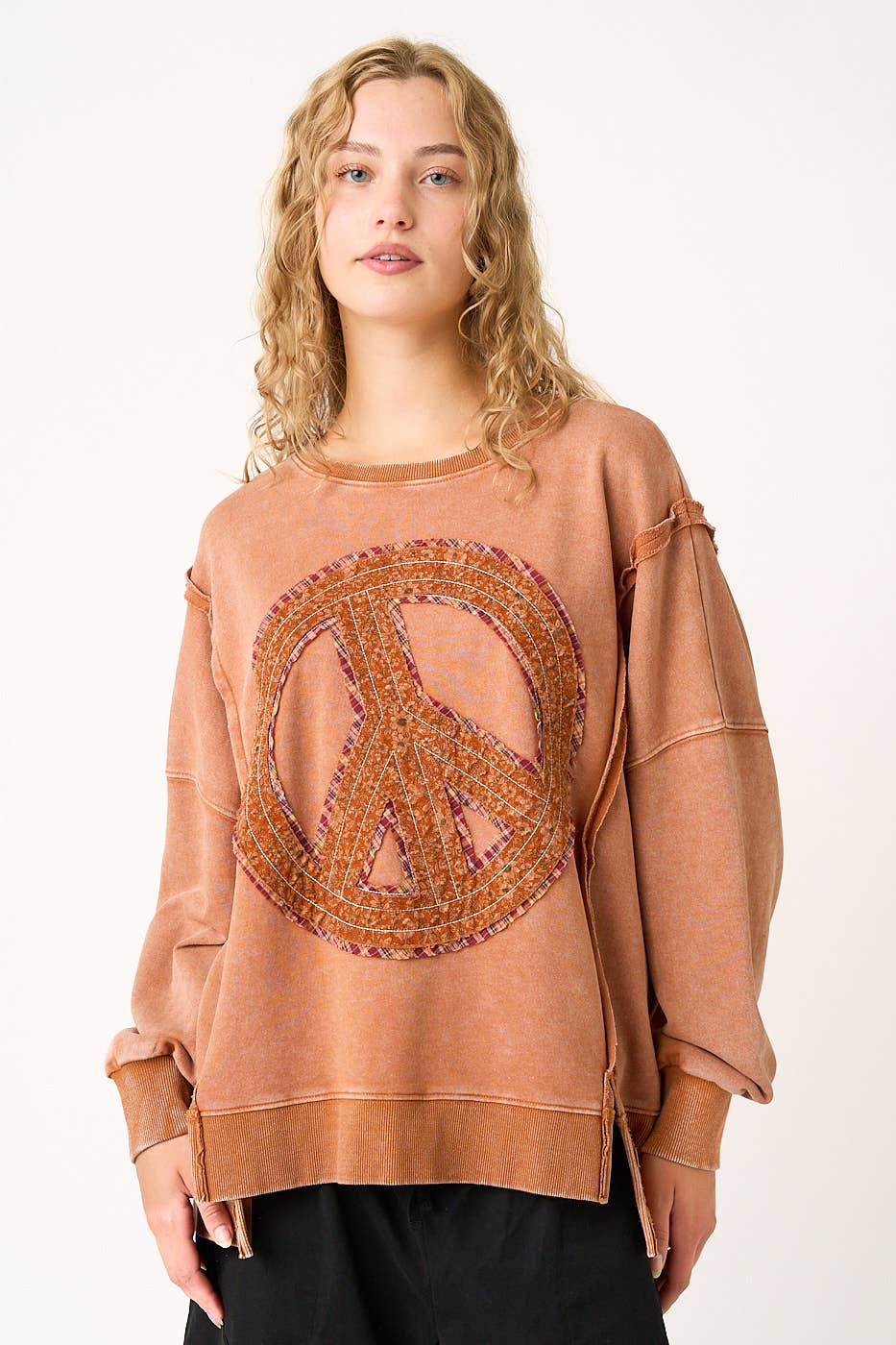 mittoshop - Vente Sweat-shirt – femme - SWEAT-SHIRT PEACE SIGN PATCH MINERAL WASH1