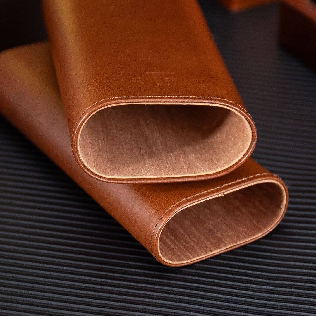 Fluid And Fire - Wholesale Humidor/Cigar Accessory - Vero 3-Slot Leather Travel Case – Compact Storage with Cedar Lining4