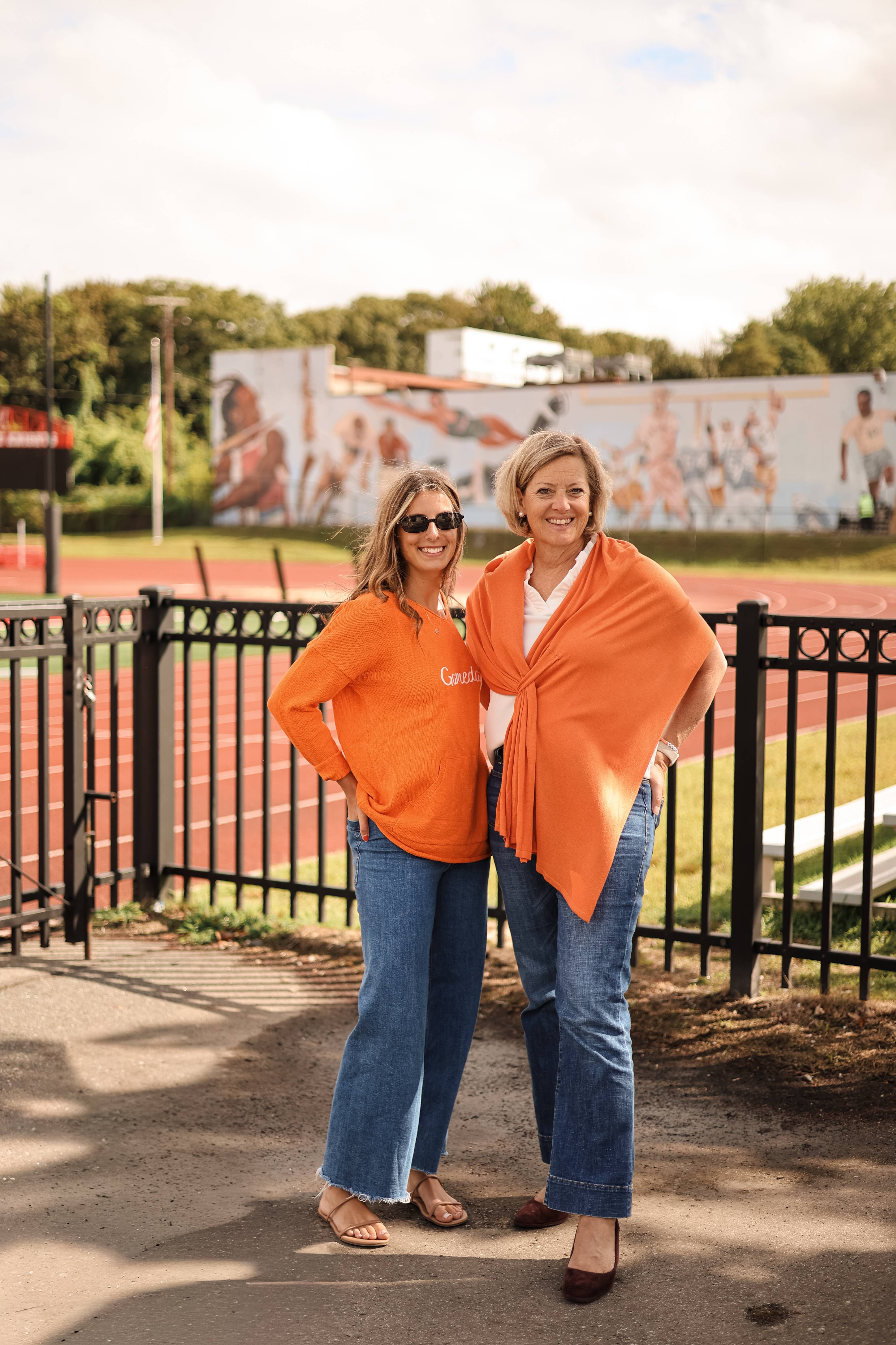 Top It Off - Wholesale Wrap - Women's - Kaylie Keyhole Wrap - One Size Chic Classic - Winter 202514