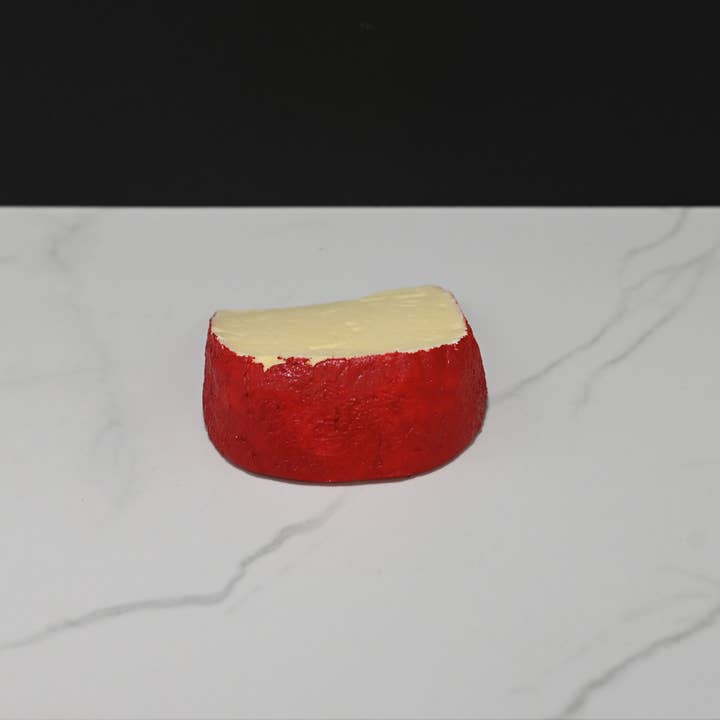 Just Dough It! Fake Foods - Wholesale Tafelbladdecoratie - Fake Edam kaas wig2