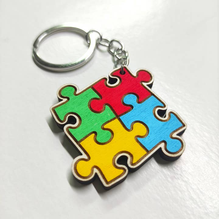 Herbs&Belles - Wholesale Keychain - Unisex - Wooden Autism Spectrum Keyring, Neurodiversity Keychain