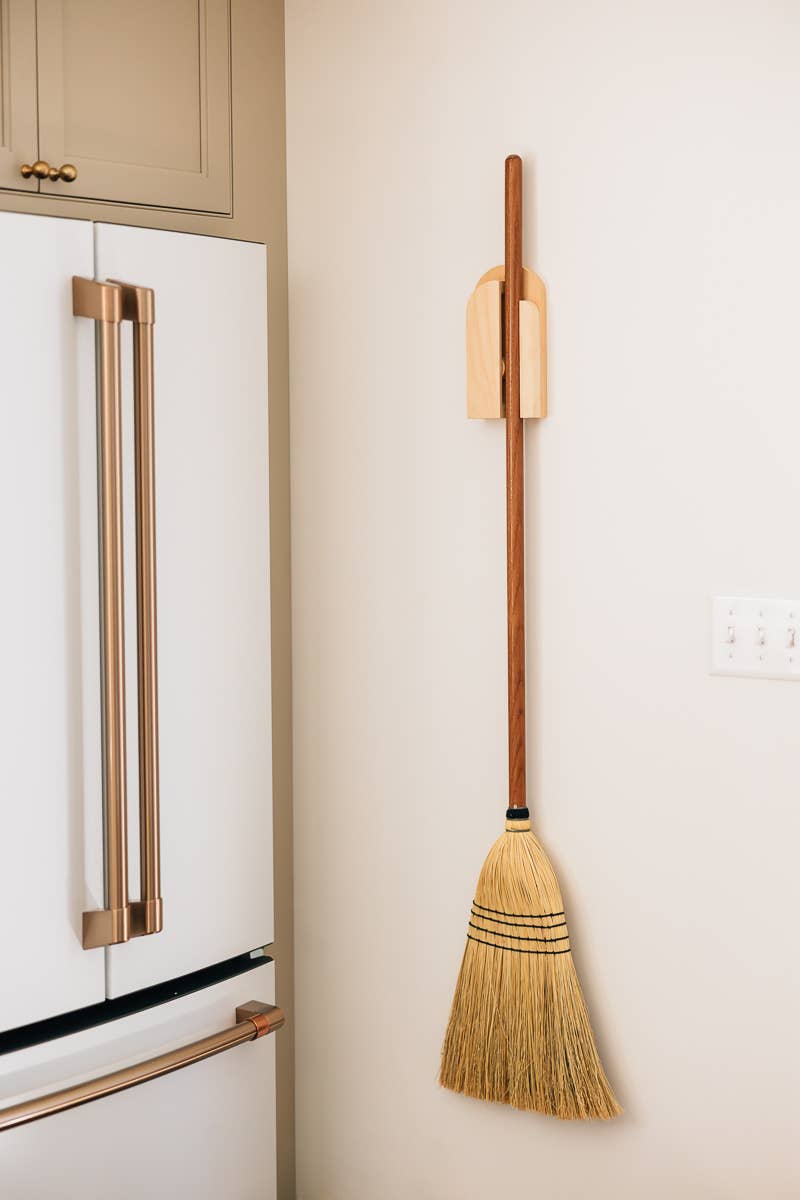 Millstream Home - Wholesale Broom - The Broom Holder4