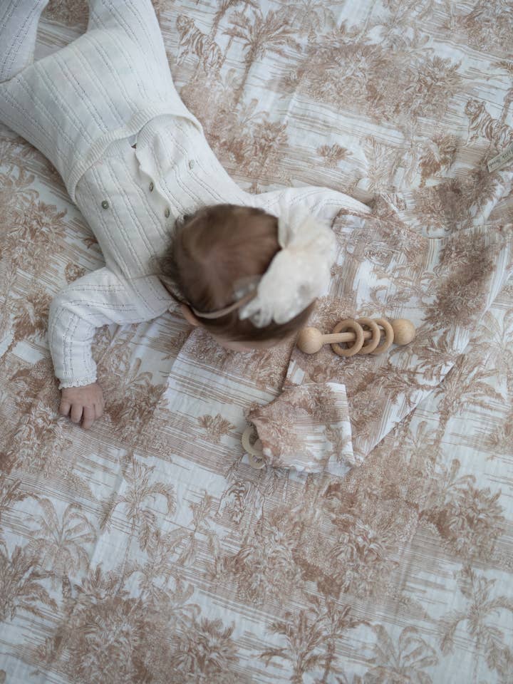 Little Threads - Wholesale Bedding Blanket - Kids & Baby - Neutral Jungle Toile Muslin Blanket8