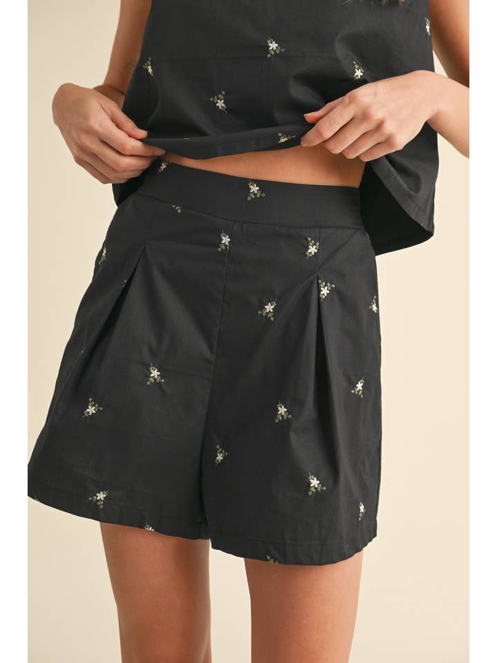 Noir IST5876-A ENSEMBLE SANS MANCHES AVEC BRODERIE : HAUT ET SHORT en vente sur Faire10