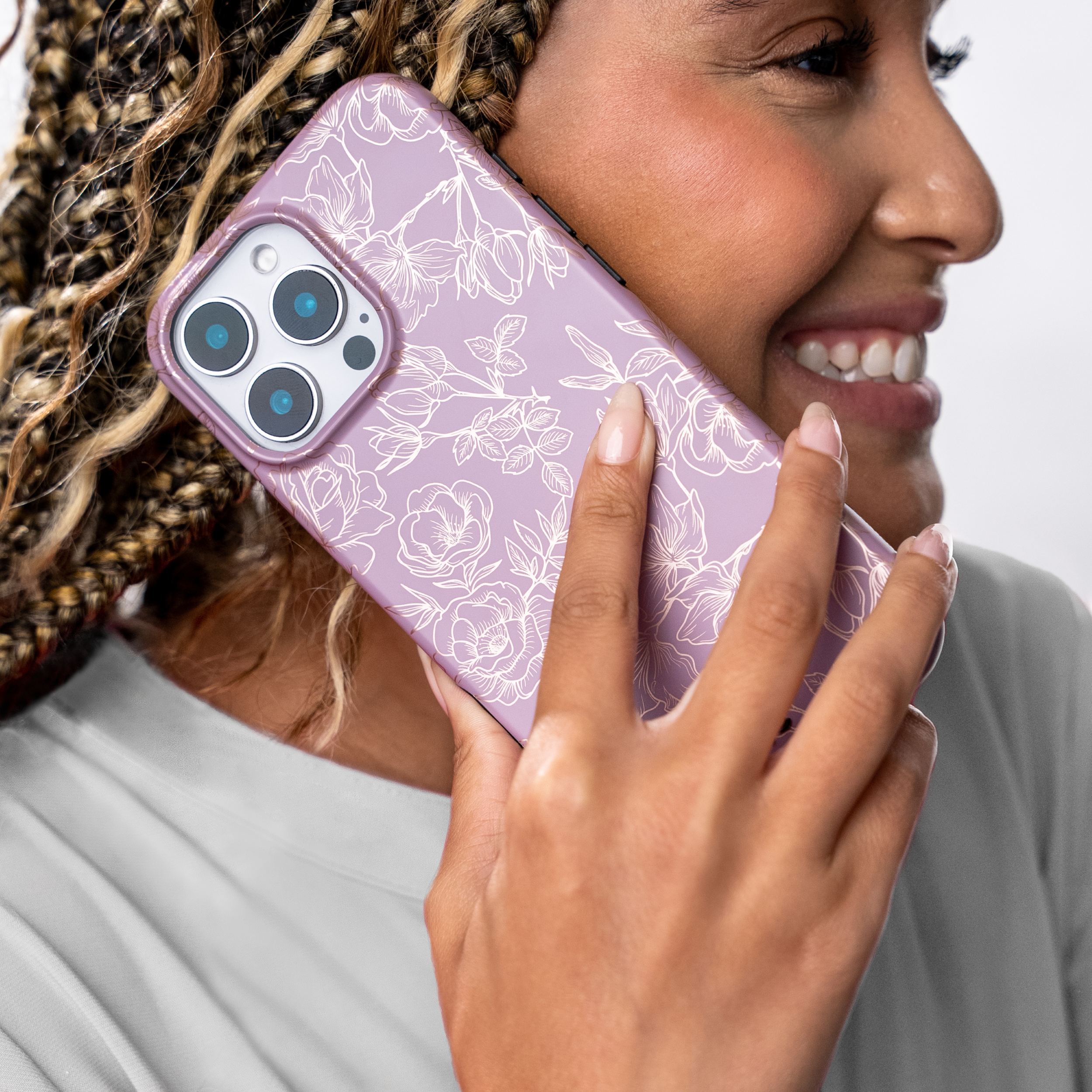 VELVET CAVIAR - Wholesale Phone Case - Women's - iPhone 15 Pro Max MagSafe Case - Dusty Rose Chrome Floral2