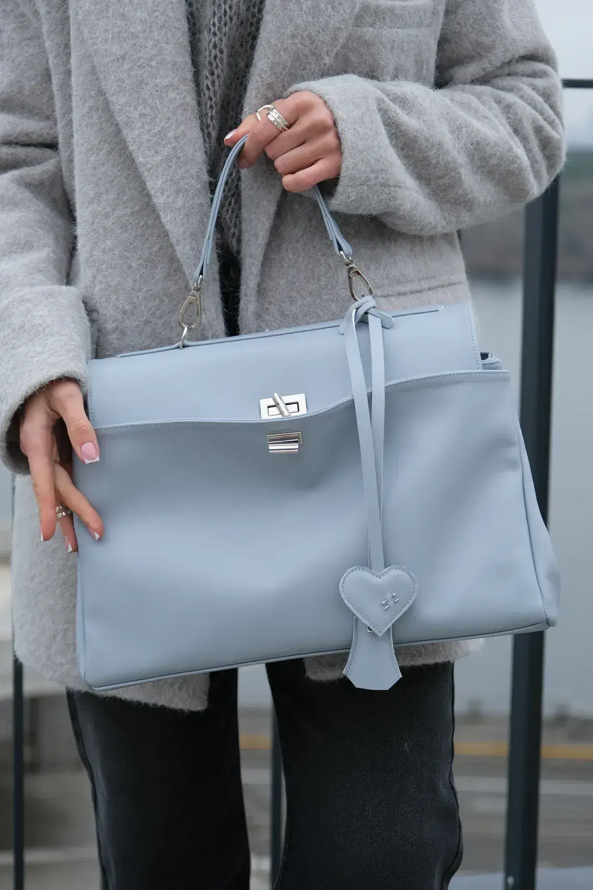 Nenya Fashion Limited – wholesale Shoulder bag – women's – VELORA'35 Bag4