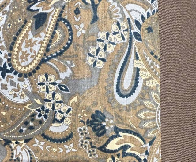 MOOYA - Wholesale Trench Coat - Women's - Long cotton trench coat with paisley lining - MY027