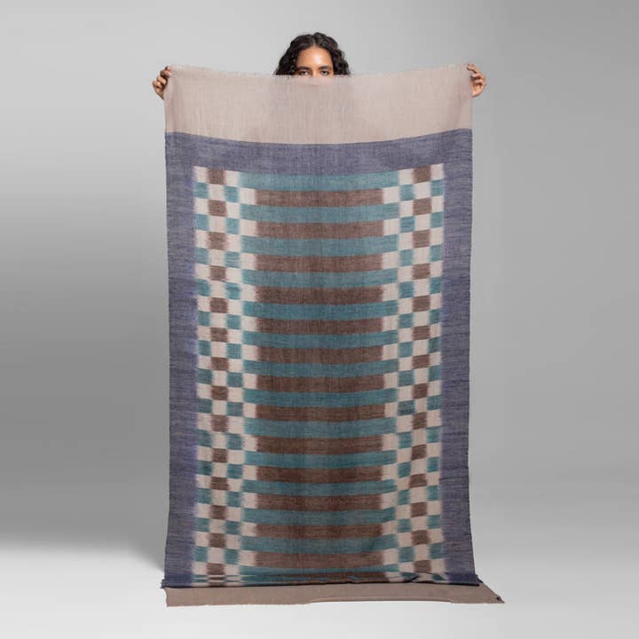 Xale de Caxemira Tecido à Mão Stonewave por atacado de SADHU HANDMADE NATURALS