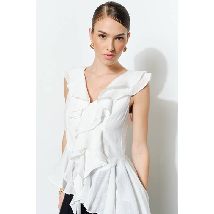 Romantisk crepe flæse draperet ærmeløs top for engroshandel hos INA