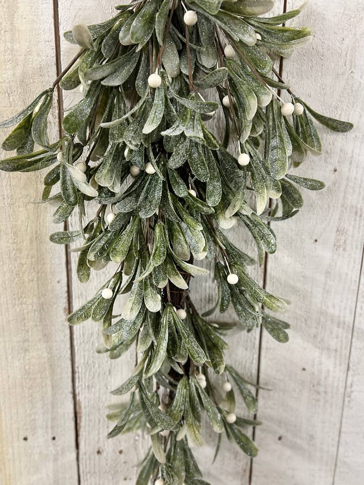 Frosted Berry 26in Tear Drop for wholesale by Wholesale Home Decor