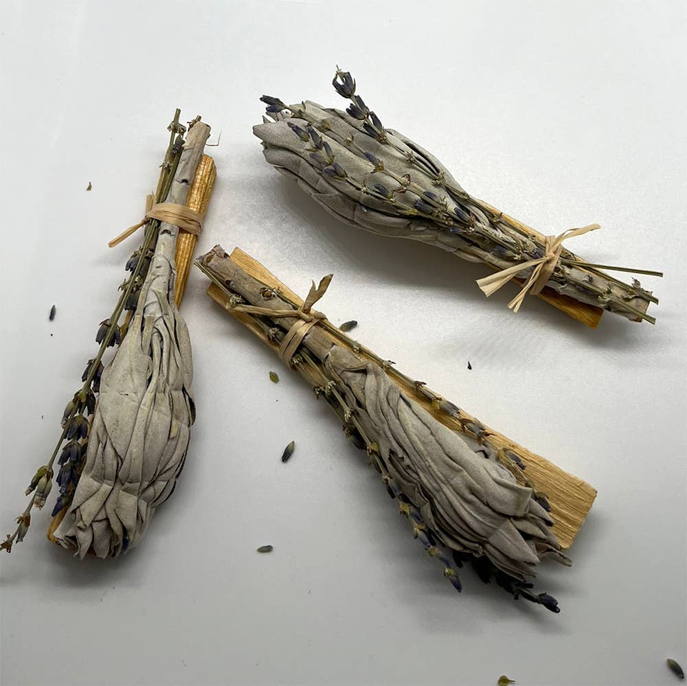 VIE - Wholesale Sage Bundle - Mini Smudge Cluster, White Sage with Palo Santo and Lavender7