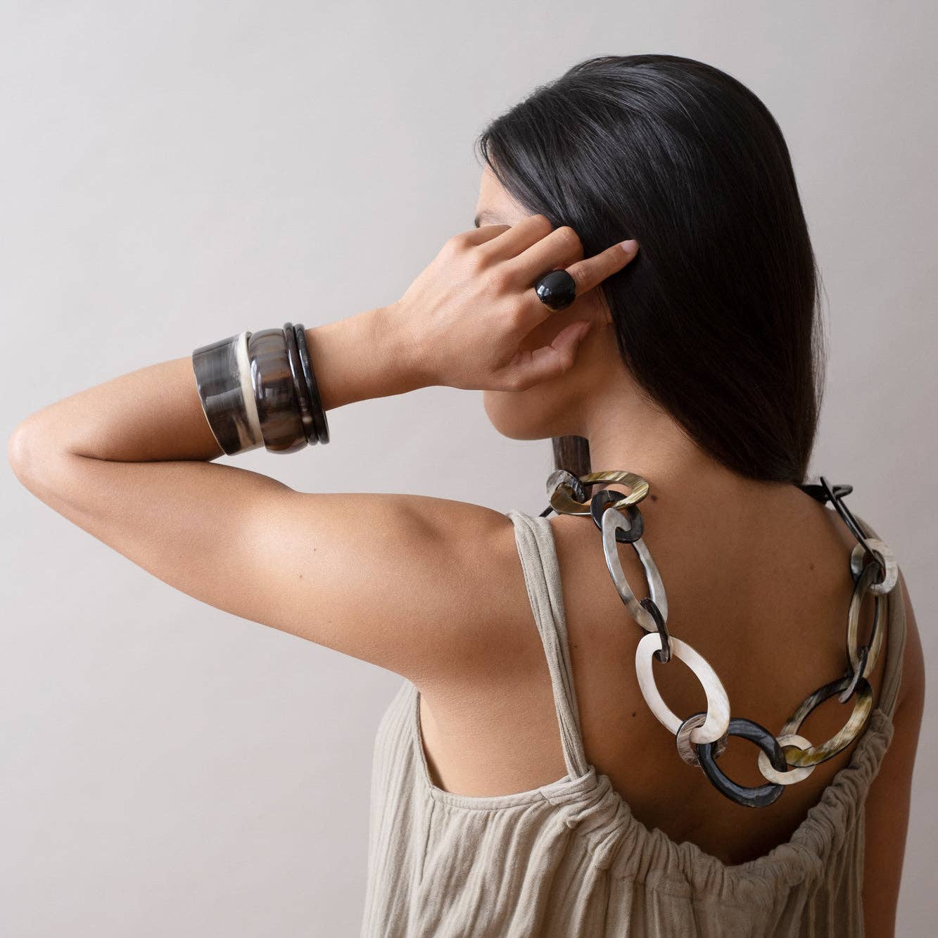 MAADILI COLLECTIVE - Wholesale Bangle Bracelet - Horn Bangle - Wide4