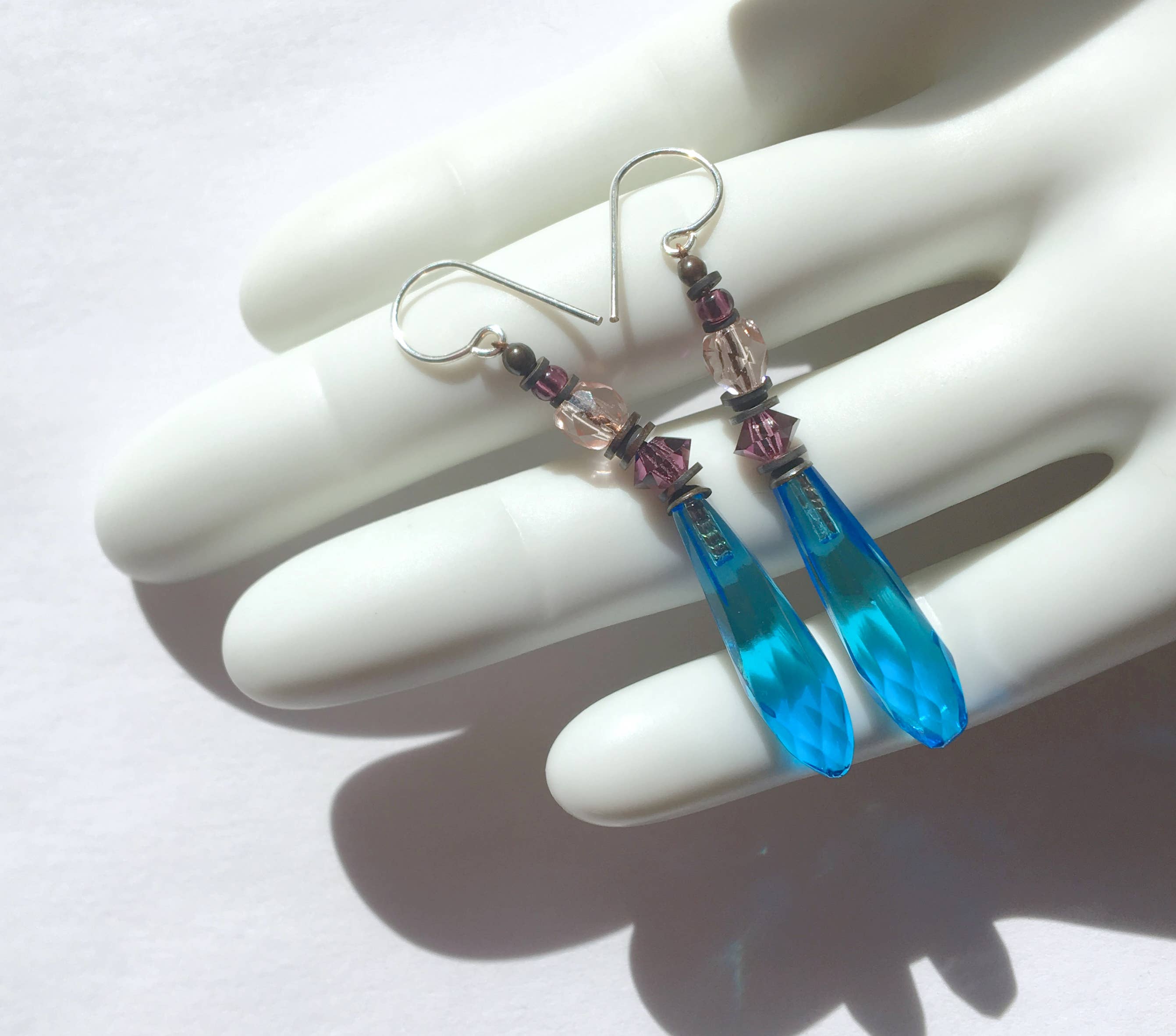 Owen Glass Collection - Wholesale Dangle Earrings - SOUVENIR 7 - BRIGHT TURQUOISE PRISM EARRINGS, AMETHYST2