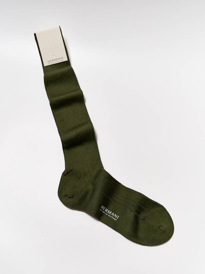 Calze fino al ginocchio in cotone Filo di Scozia - Oliva per la vendita all'ingrosso da parte di Hermani Heritage