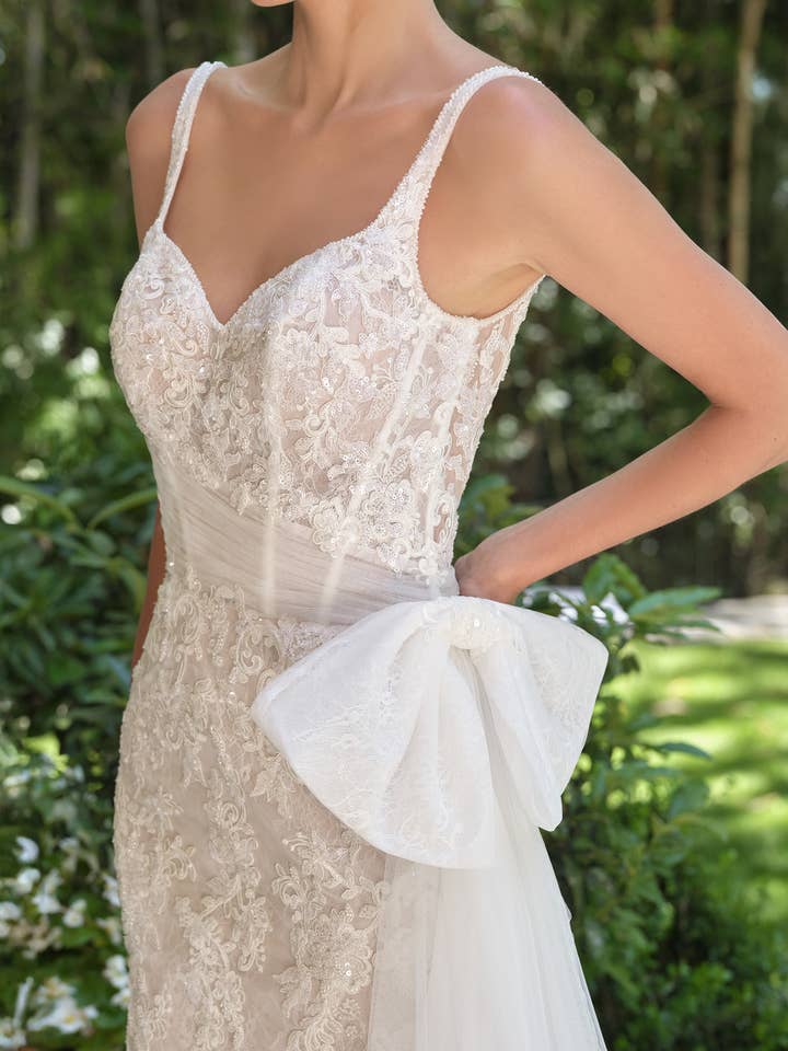 Sweetheart neckline with delicate straps, ruched tulle waist for wholesale by Ladivine by Cinderella Divine