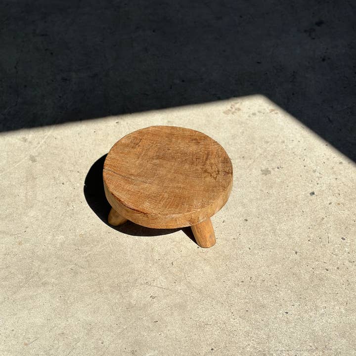 Office Objets - Wholesale Stool - Small low three-legged stool in upcycled blond teak D:30 H:1567