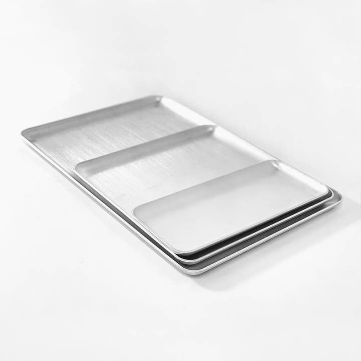 Plateau de voiturier décoratif minimaliste en aluminium pour la vente par MMEP.