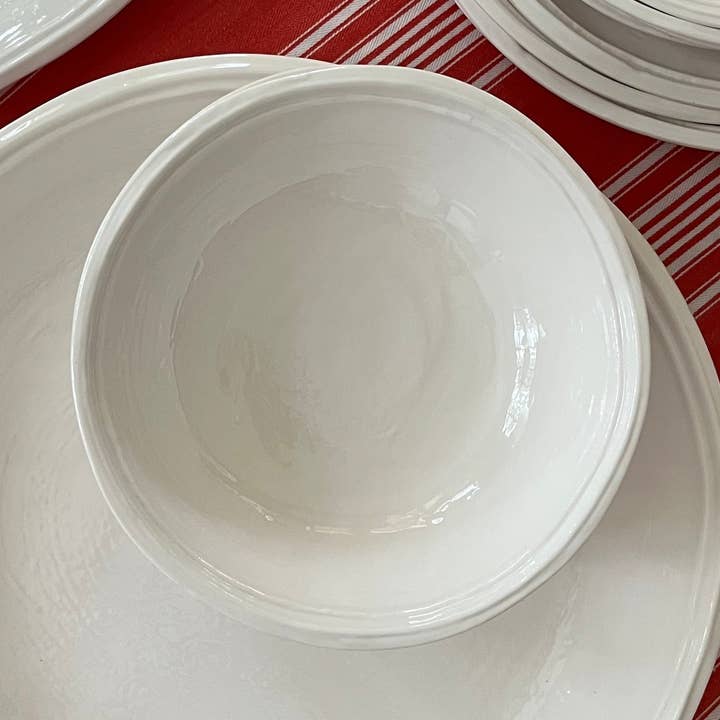 Grand bol de service à pâtes à double ligne pour la vente par Relish