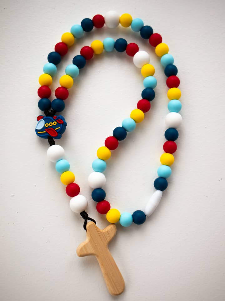 Bébé Avion Chapelet | Cadeau de Baptême | Cadeau de Christening pour la vente par Abundantly Yours