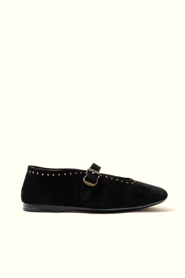 KMB Shoes - Wholesale Flats - Women's - MERCHE BLACK – Studded Ballet Flats1