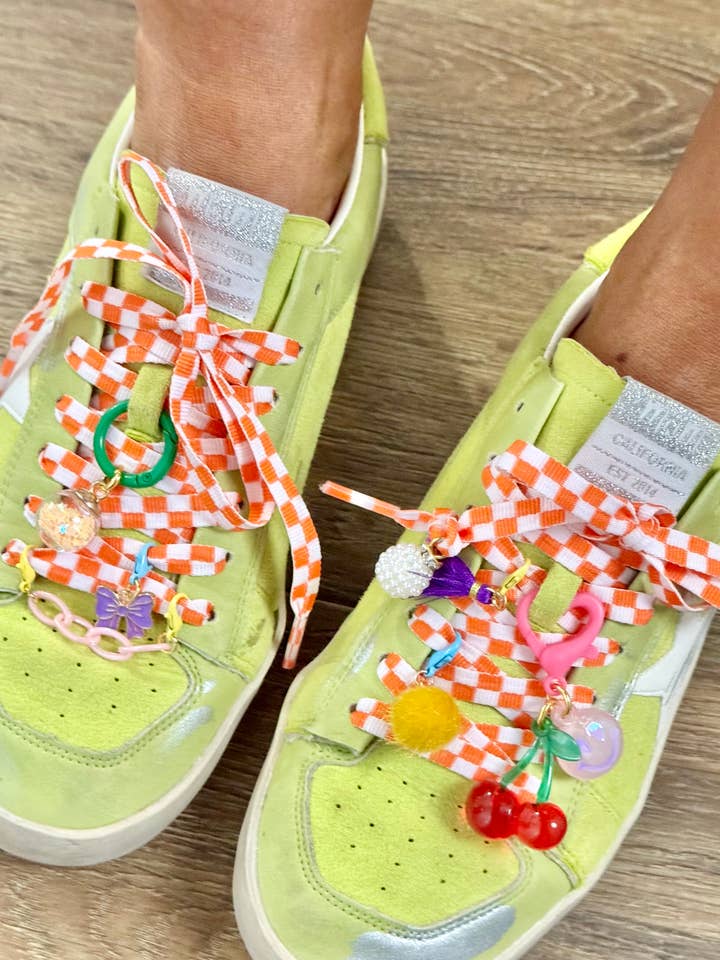 Freely Cece LLC - Wholesale Shoe Jewelry - Women's - Shoe Charms Trendy Sneaker Jewels Shoelaces & Charm Set 9