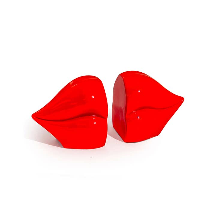 McGowan & Rutherford Ltd - Wholesale Bookend - Set of Red Lips Bookends1