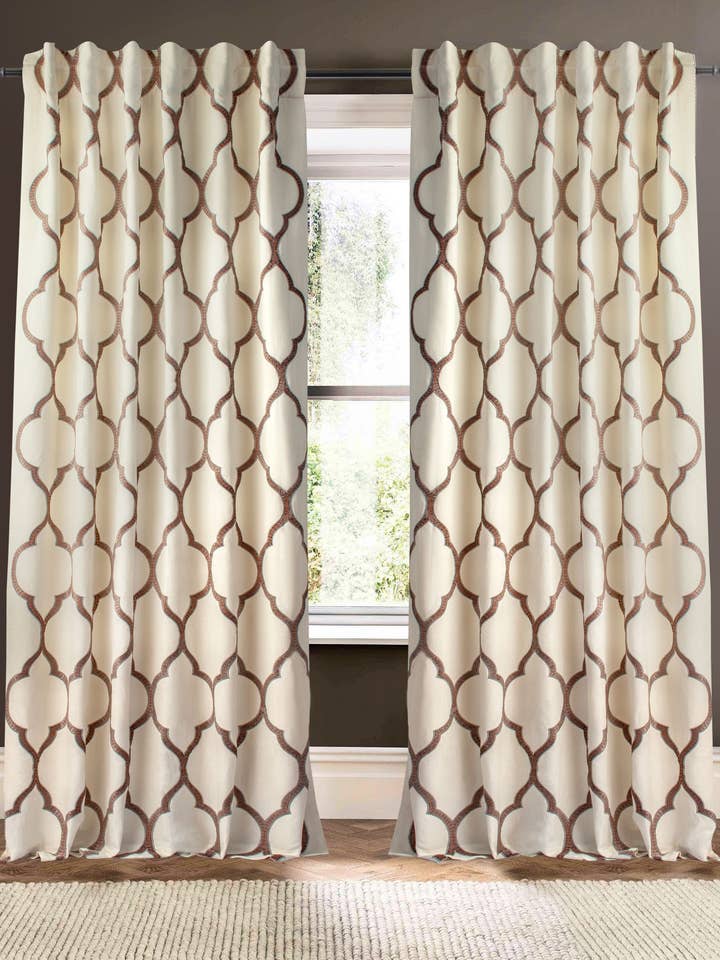 Cortina de Mezcla de Lino y Algodón Marfil Lujoso de 108" para venta al por mayor de Creative Threads, Inc.