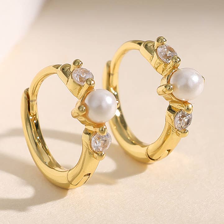 E250 Parel Diamant Huggies, Fijne Parel Oorringen voor wholesale door Jewels by Chantel