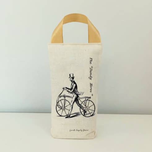 Een grote zak gevuld met gedroogde lavendel en speltkaf voor wholesale door DECORER