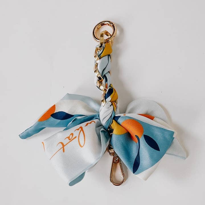 Encantado por los llaveros de satén al por mayor para venta al por mayor de Pretty Simple