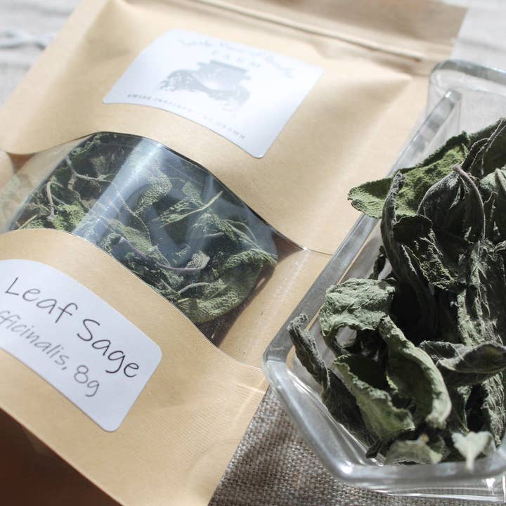 Sálvia Orgânica, Salvia officinalis, Herbáceas Cultivadas Sustentáveis, Medicina Culinária por atacado de Little Piece of Paradise Farm Inc.