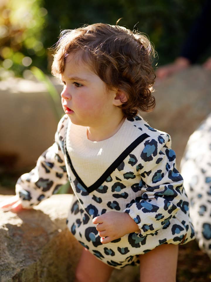 Pelele de bebé estampado leopardo | Cocote x Charanga for wholesale by Charanga