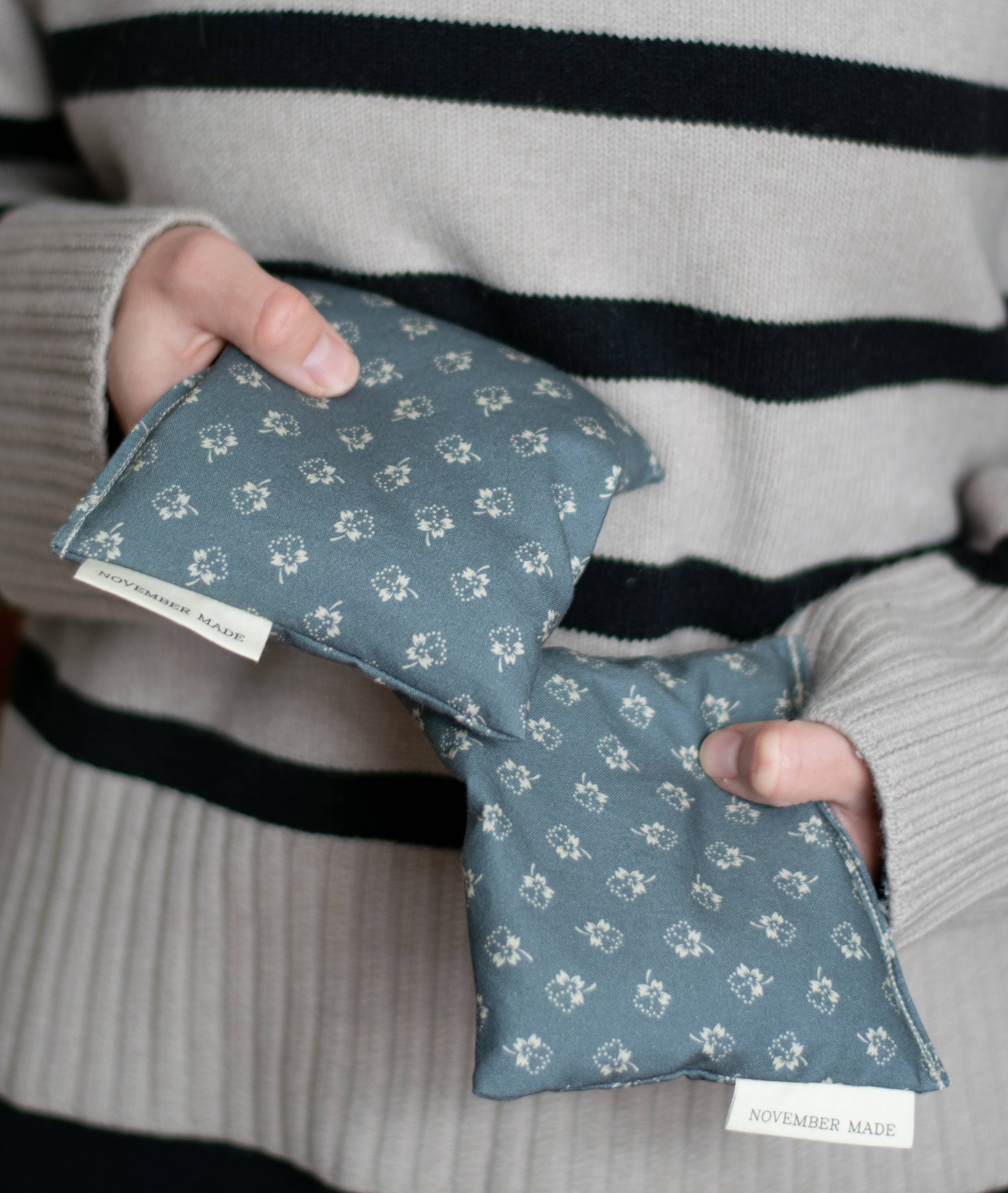 November Made - Wholesale Hand Warmer - Hand Warmers 1