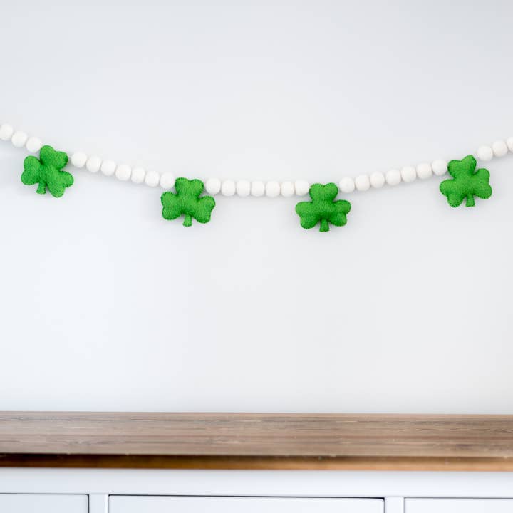 Nivas - Wholesale Bunting/Garland - Shamrock/ Clover Garland / St. Patrick's day Decor