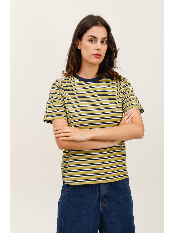 Daphnea - Wholesale T-Shirt - Women's - 31981 STRIPED T-SHIRT5