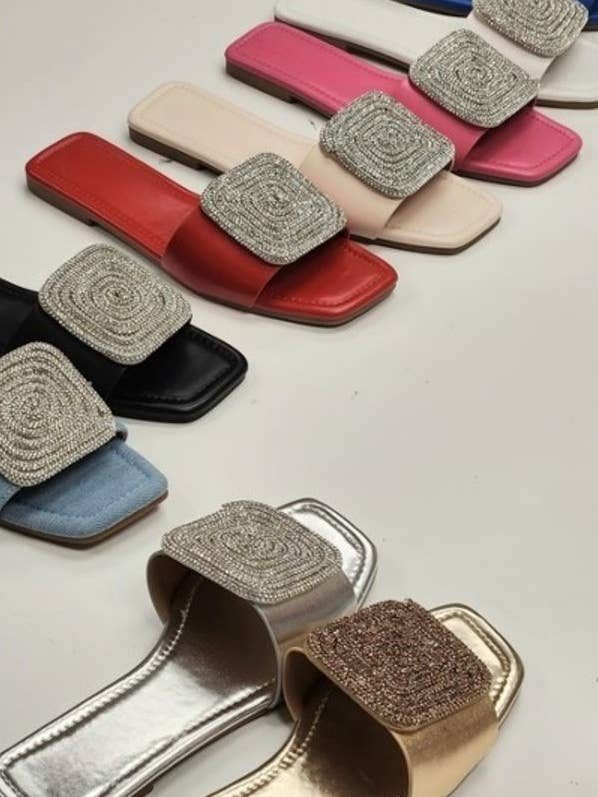 ALINE SUMMER platte sandalen met strass - 9 kleuren beschikbaar voor wholesale door ShowStopShoes