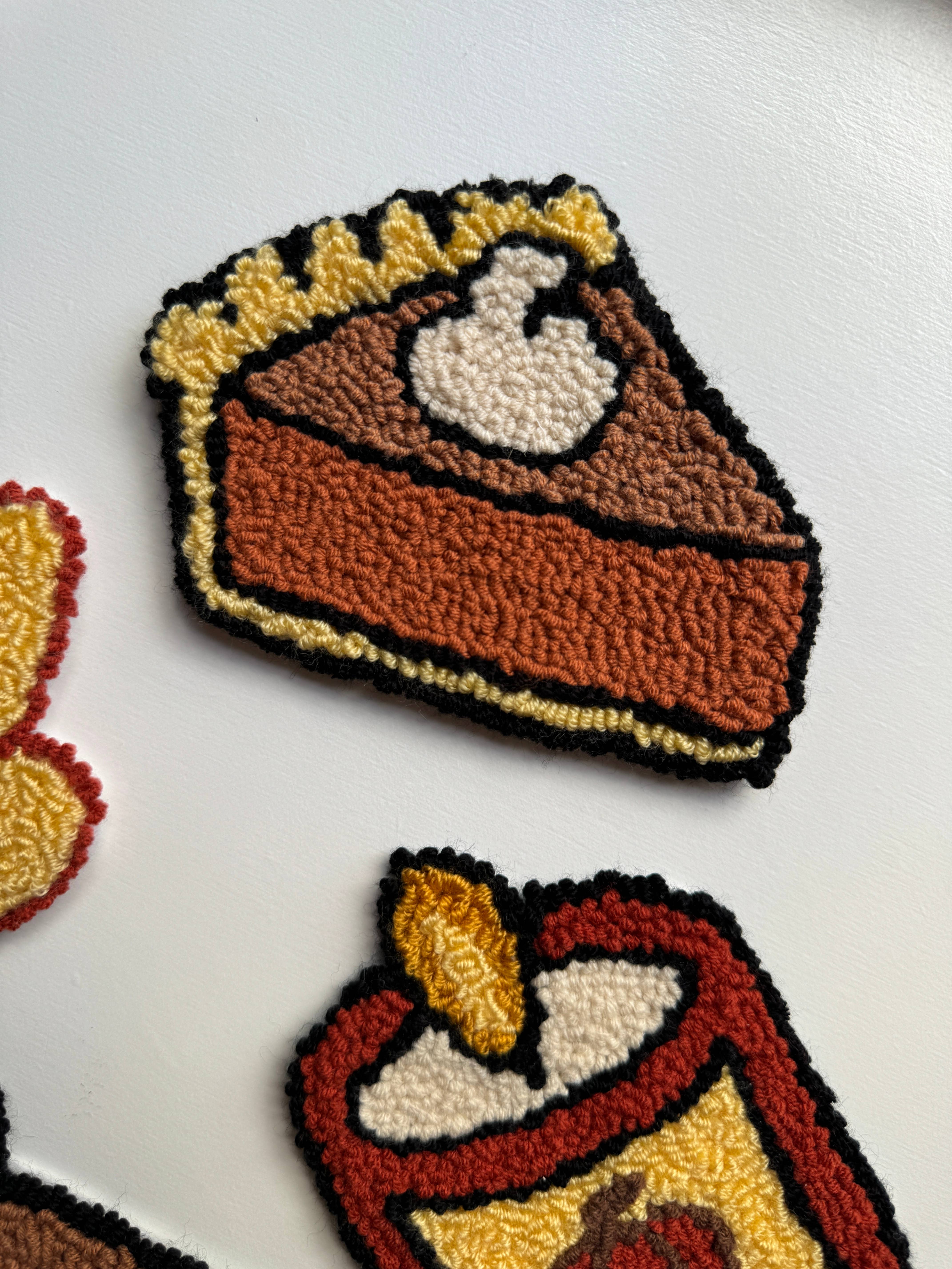 MUUDLAND - Wholesale Coasters - MUG RUG COASTERS PUNCH NEEDLE2