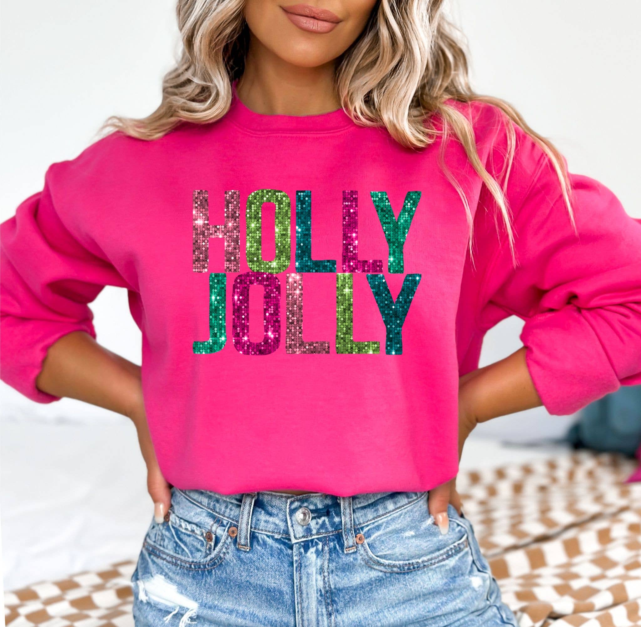 Nu Kustomz LLC - – Großhandel Sweatshirt mit Grafikdruck – Damen – *HOLLY JOLLY* WEIHNACHTS-SWEATSHIRT MIT RUNDHALSAUSSCHNITT*  1