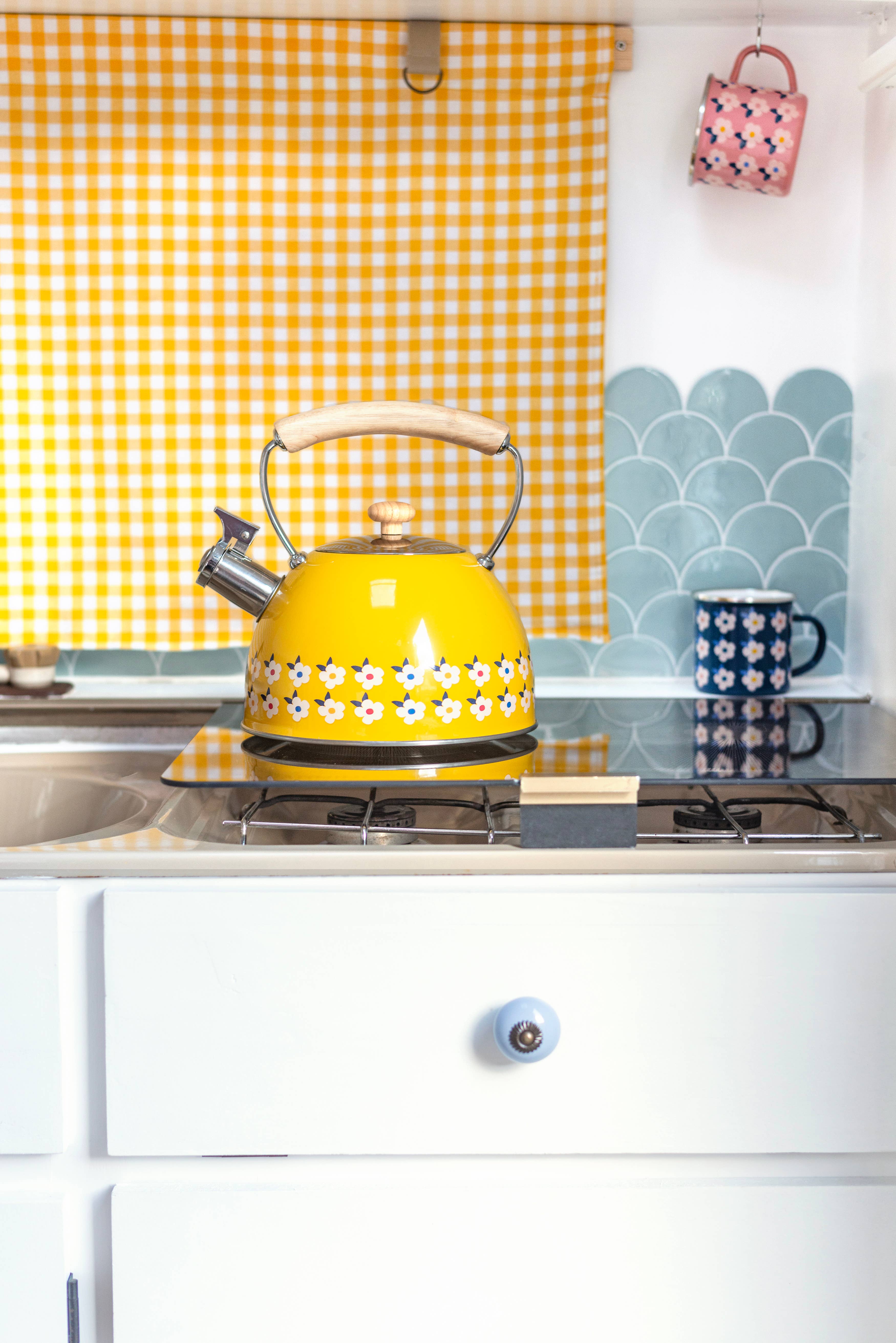 Enamelhappy – Großhandel Wasserkessel – Rosa Pinkfarbene Pfeifkessel Edelstahl Tee Niedlich5