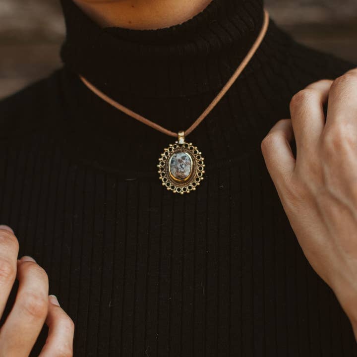 Collier Boho Happiness - pour la paix intérieure pour la vente par Bohia